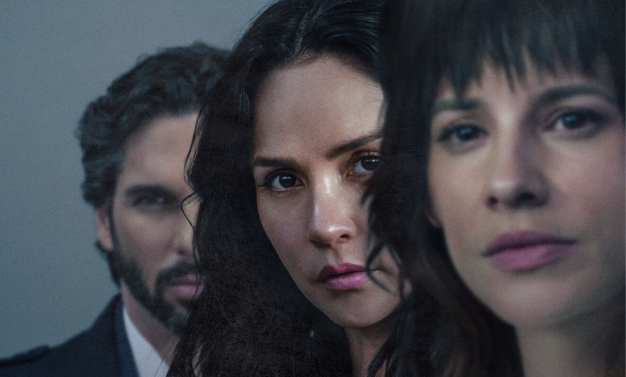 Carmen Villalobos y Laura Londoño protagonizan La Huésped - Hollywood  Reporter